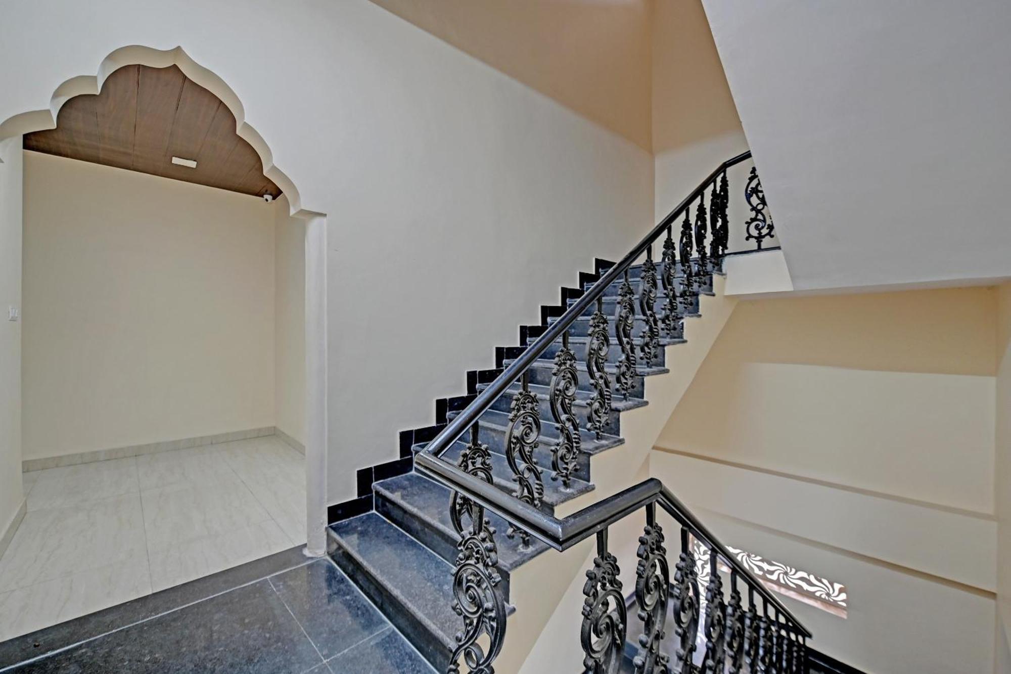 Hotel O The Castle Home Stay Inn Jaipur Buitenkant foto