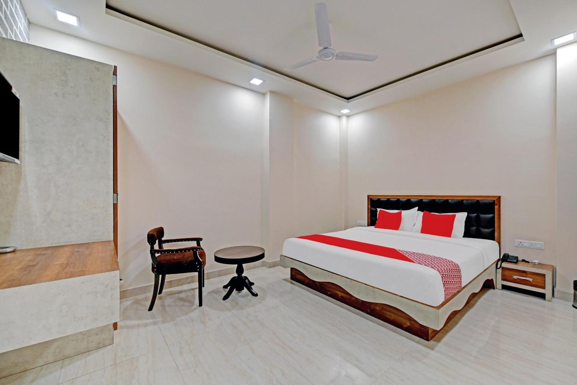 Hotel O The Castle Home Stay Inn Jaipur Buitenkant foto
